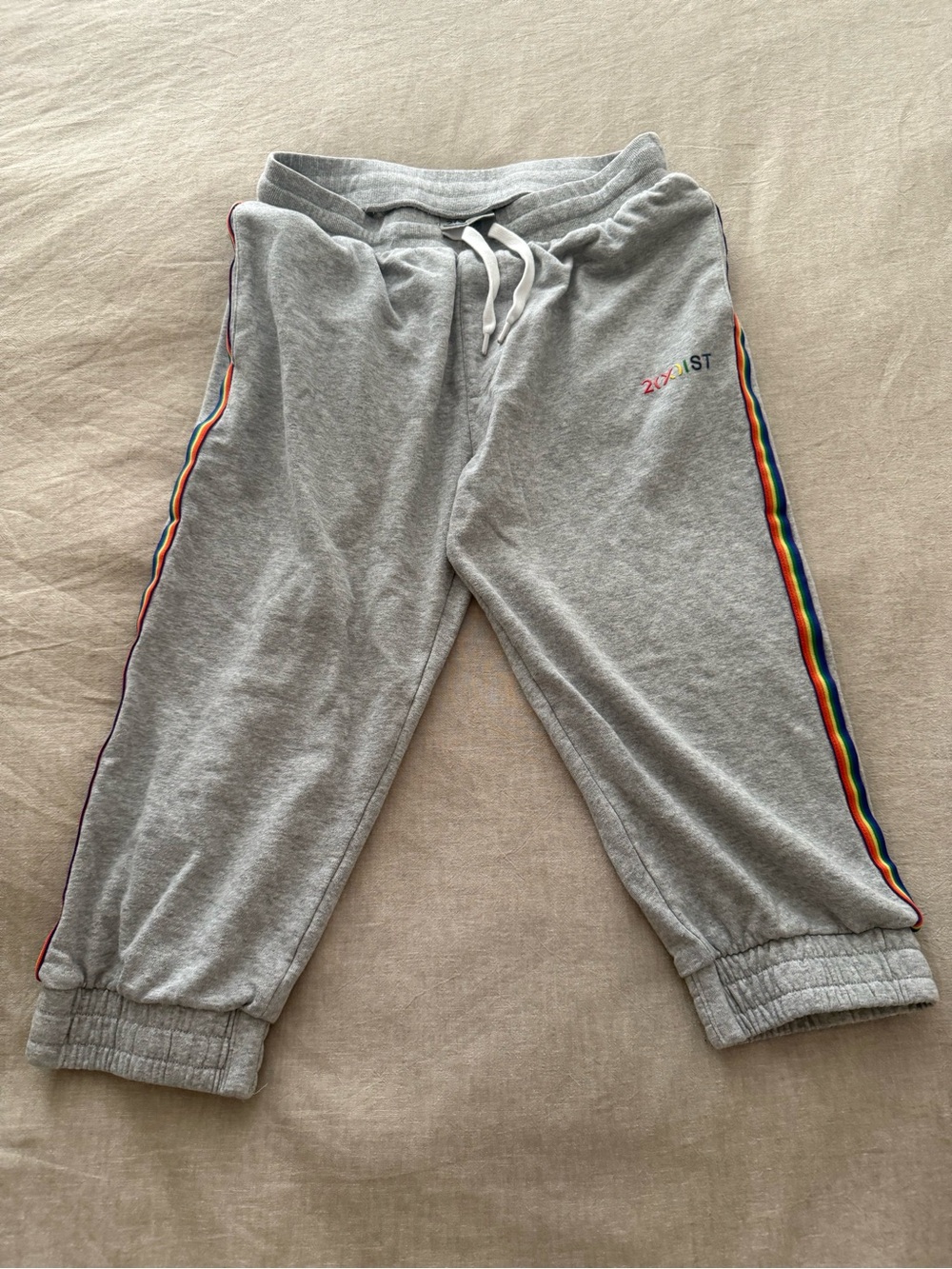 2xist Mens Gray Short Sweatpants with Rainbow Side Stripes